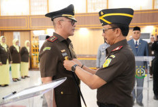 Kajati Sumsel Nurcahyo Lantik 4 Pejabat Baru, Kiki Yonata Resmi Nahkodai Kejari MUBA