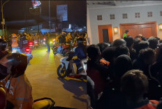 Viral, Ratusan Ojol ShopeeFood di Godean Sleman Geruduk Rumah Konsumen Arogan