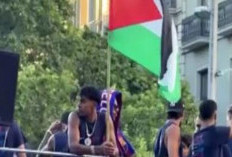 PM Spanyol Bangga Lamine Yamal Kibarkan Bendera Palestina saat Pawai Kejuaraan