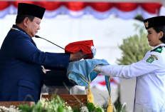 Khidmat di Istana Merdeka! Presiden Prabowo Pimpin Upacara HUT ke-81 RI, Doakan Korban Bencana di Tanah Air