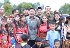 Gubernur Herman Deru Resmikan Kantor Desa Kerta Mukti Dibangun Secara Swadaya Oleh Masyarakat
