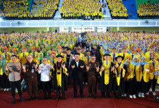 Gubernur Sumsel Hadiri PKKMB Unsri, Sampaikan Pesan Inspiratif di Hadapan 9.040 Mahasiswa Baru