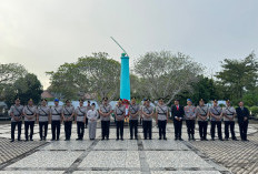 Sambut HUT Bhayangkara ke-79 Polres OKI Ziarah Makam Pahlawan