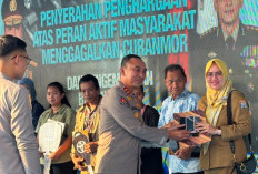 Kapolda Sumsel Kembalikan Kendaraan Hasil Kejahatan kepada Korban, Tegaskan Negara Hadir Pulihkan Hak Warga