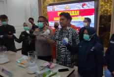 Ratusan Gram Sabu Diblender Jadi Jus, Diamankan dari 3 Orang Tersangka di 2 TKP, Jaringan Riau
