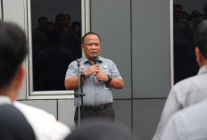 Momentum Apel Pagi, Kakanwil Tekankan Disiplin dan Berikan Penghargaan bagi Insan Berprestasi