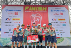Bersaing dengan Peserta dari 14 Negara, Atlet Sepeda Polda Sumsel Raih Juara di Bromo KOM 2026