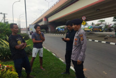 Heboh di Sosmed Diduga Aksi Pencurian BBM dari Mobil Tangki di Lampu Merah Kertapati Palembang