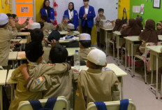 Latih Kompetensi Calon Guru, Mahasiswa PBI UBD Laksanakan Pengabdian Masyarakat