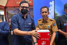 Satu Hati, Astra Motor Peduli, Hadir untuk Warga Terdampak Kabut Asap Karhutla di Kayuagung