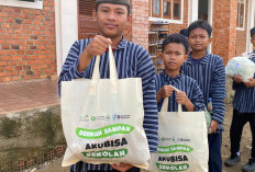 Bank Sampah Mitra Binaan PLN UID S2JB Raih Penghargaan Pemkot Palembang: Bayar SPP dengan Sampah