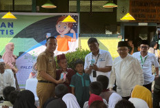 PT PelindoRegional 2 Palembang Bagikan 3.500 Susu UHT Gratis untuk Peningkatan Gizi Masyarakat Palembang