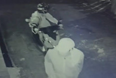 2 Pelaku Curanmor di Palembang Bawa Kabur Motor Usai Dengar Suara Batuk, Rusak Gembok Pagar Beraksi Dini Hari