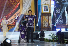 Edison dan Istri Gaungkan Batik Petule di Pesona Wasta Sumsel 