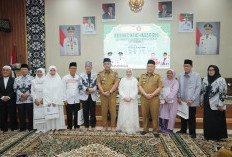 Sekda Palembang Pimpin Pelepasan Jemaah Haji PGRI, Doakan Jadi Haji Mabrur