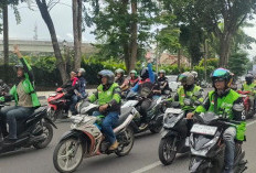 Ribuan Driver Ojol Mulai Padati Simpang Lima DPRD Sumsel Jelang Aksi Damai Serentak