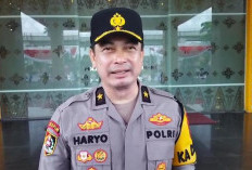 Polrestabes Palembang Gelar Upacara Kenaikan Pangkat Dibawah Rintik Hujan, Dipimpin Langsung Brigjen Polisi 