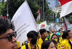 Menarik,  Demo BEM UI ke Bundaran HI Bawa 8 Tuntutan, Poin Nomor 6 Soroti TKD dan Otonomi Daerah