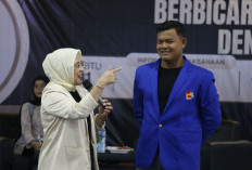 Sukses! Seminar Nasional Public Speaking Hima Manajemen UBD Tingkatkan Kepercayaan Diri Mahasiswa