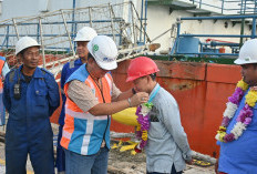  Pelindo Group Regional 2 Palembang Gelar First Call Ship Tahun 2026