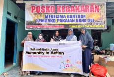 Srikandi Bukit Asam Tunjukkan Kepedulian Sosial dengan Serahkan Donasi untuk Korban Kebakaran Berangau Park