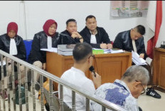 Saksi Sebut Ada Transaksi Mencurigakan Rp400 Juta 'Untuk Ibu', Diasumsikan untuk Anita Noeringhati