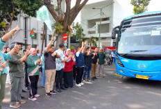 Pemkot Palembang Resmi Melepas Keberangkatan 60 Peserta Didik Sekolah Rakyat Menengah Atas 7 Palembang