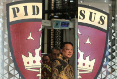 Sikap Plin Plan Kejagung Soal Status Febrie Adriansyah, Siang Disebut Saksi, Malam Tersangka