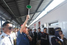 Stasiun Masih Dipadati Penumpang, Arus Balik Lebaran di Divre III Palembang Berlanjut