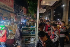 Operasi Pekat Musi 2026, Personel Polda Sumsel Sita Puluhan Botol Miras di 2 Titik Lokasi 