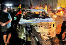 Toyota Vios Milik Warga Desa Ulak Kerbau Baru Hangus Terbakar di Jalintim Ogan Ilir, Kerugian Capai Rp 35 Juta
