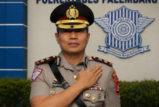 Kembali Satlantas Polrestabes Palembang  Terapkan Tilang Manual, Sasar Pengendara Membahayakan Pengendara Lain