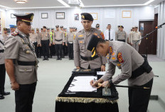 Pimpin Sertijab 3 Kapolsek, Kapolrestabes Palembang Harap Respon Cepat Tekan Angka Kriminalitas 