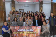 Kapolres OKI Perkuat Toleransi dan Kedekatan dengan Jemaat Gereja di Polisi Minggu Kasih