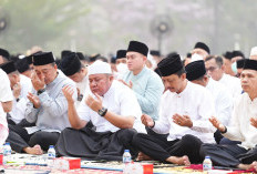Lewat Salat Istisqa', Gubernur Sumsel Ajak Warga Perkuat Doa dan Gotong Royong Hadapi Musim Kemarau