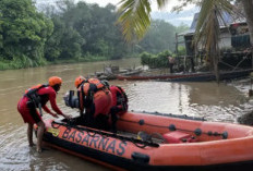 Liburan ke Desa Bocah Tenggelam di Sungai Komering, SAR Lakukan Pencarian