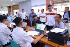 Pastikan Layanan Publik Prima, Sekda Palembang Aprizal Hasyim Tinjau Rumah Aspirasi Pasca-Lebaran