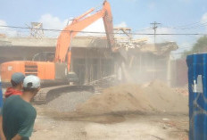 Langgar Perda Tak Kantongi Izin, Ruko 6 Pintu Milik Ko Afat Pengusaha Palembang Dibongkar Habis