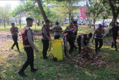Ratusan Personel Polda Sumsel Bersihkan Jakabaring Sport City, Wujud Nyata Dukung Gerakan Indonesia ASRI