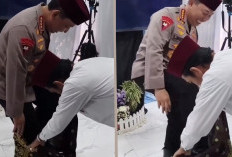 Kapolri Jenderal Listyo Sigit Prabowo Terima Anugerah Ingatan Budi, dan Keris Berlogo UAS di Riau
