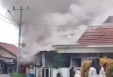 Diduga Korsleting Listrik, Rumah Kosong di Jalan BTN Mandala Tanjung Enim Hangus Terbakar 