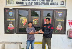 Warga Kecamatan Air Sugihan OKI Serahkan Senjata Api ke Polsek