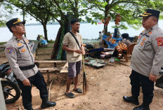 Jaga Kamtibmas Nataru, Subsatgas Binmas Ops Lilin Musi 2025 Sambangi Mall dan Lokasi Wisata di Palembang