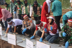 Polda Gaspol Tanam 200 Kg Bawang Putih Serentak di Empat Lawang, Dorong Swasembada Pangan
