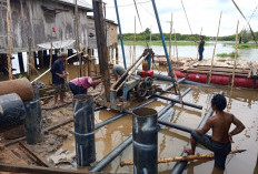 Debit Air Sungai Dabuk Tinggi Tantangan Pembangunan Jembatan Gantung di Desa Embacang OKI