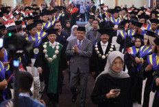 Hadiri Wisuda Universitas Tridinanti Palembang, Wagub Sumsel Dorong Alumni Jadi Pencipta Lapangan Kerja