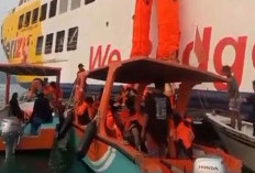 KMP Batumandi Terbakar, Penumpang Dievakuasi Menggunakan Perosotan Darurat