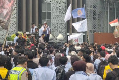Ribuan Mahasiswa Unsri-UIN Demo Karhutla di Kantor Gubernur Sumsel, Herman Deru Teken Petisi 5x24 Jam