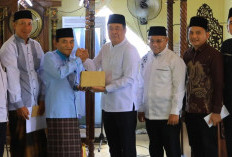 BAZNAS Ogan Ilir Salurkan Bantuan Syiar Islam di Masjid Desa Kamal Saat Safari Jumat Wagub Sumsel