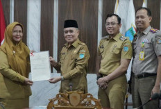 Wabup Ogan Ilir Terima 4 Sertifikat Hak Pakai Aset Tanah dari Kantor Pertanahan
